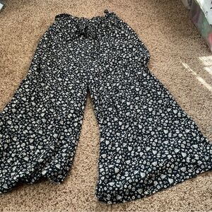 American Eagle Outfitters Black and White Floral Wide Leg Trousers